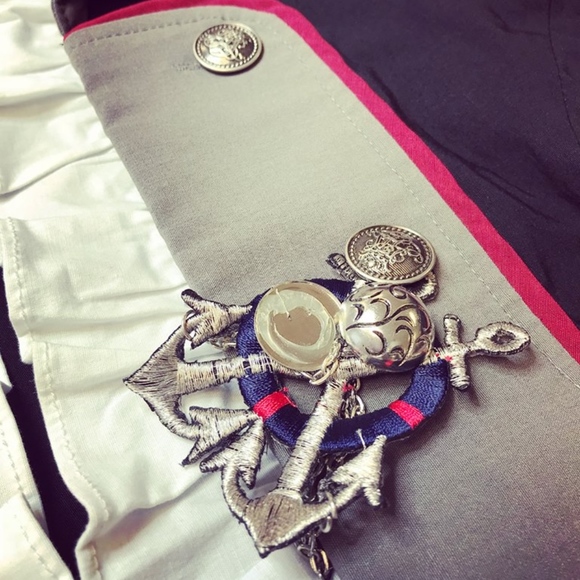 DECO - Picture 5 of 7